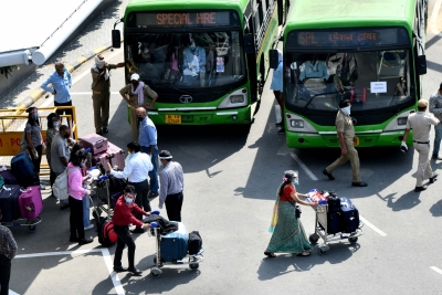 MHA recommends CBI probe into 1,000 low-floor bus purchase by Delhi govt | MHA recommends CBI probe into 1,000 low-floor bus purchase by Delhi govt