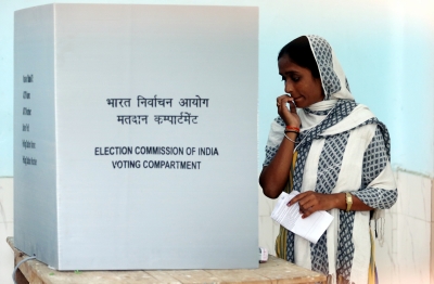 RJD demands Bihar voters' insurance, voting till 7 p.m. | RJD demands Bihar voters' insurance, voting till 7 p.m.