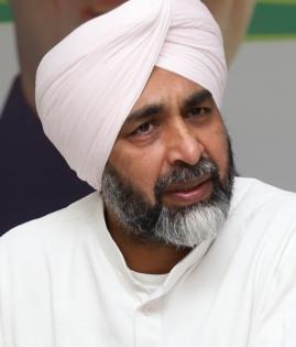 Manpreet Badal asks Centre to set up pharma park in Bathinda | Manpreet Badal asks Centre to set up pharma park in Bathinda Manpreet Badal asks Centre to set up pharma park in Bathinda | Manpreet Badal asks Centre to set up pharma park in Bathinda