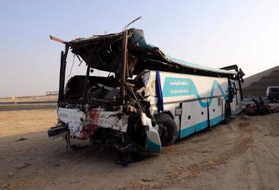 5 foreign tourists among 10 killed in Egypt bus crash | 5 foreign tourists among 10 killed in Egypt bus crash