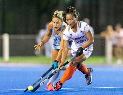 Indian eves suffer 2-3 loss to Argentina | Indian eves suffer 2-3 loss to Argentina