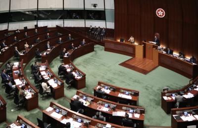 HK oppn lawmaker throws rotten plant at Legco Prez | HK oppn lawmaker throws rotten plant at Legco Prez