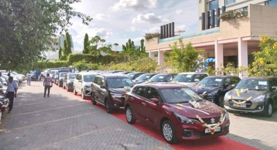 Chennai IT firm gifts 100 Maruti cars to 100 employees | Chennai IT firm gifts 100 Maruti cars to 100 employees