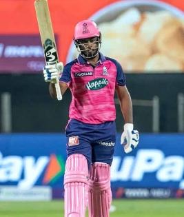 IPL 2022: Samson's fifty, Hetmyer's blitz propel Rajasthan to 210/6 against Hyderabad | IPL 2022: Samson's fifty, Hetmyer's blitz propel Rajasthan to 210/6 against Hyderabad