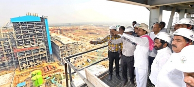 Commission probing 'irregularities' in Telangana power sector serves notice to KCR | Commission probing 'irregularities' in Telangana power sector serves notice to KCR Commission probing 'irregularities' in Telangana power sector serves notice to KCR | Commission probing 'irregularities' in Telangana power sector serves notice to KCR