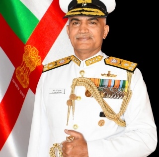 Admiral R. Hari Kumar takes over as Indian Navy chief | Admiral R. Hari Kumar takes over as Indian Navy chief