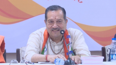 In a new outreach, RSS leader Indresh Kumar meets representatives of Muslim countries | In a new outreach, RSS leader Indresh Kumar meets representatives of Muslim countries