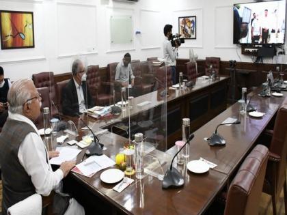 Haryana CM launches 'Project Air Care', 2 new development projects in Gurugram | Haryana CM launches 'Project Air Care', 2 new development projects in Gurugram Haryana CM launches 'Project Air Care', 2 new development projects in Gurugram | Haryana CM launches 'Project Air Care', 2 new development projects in Gurugram