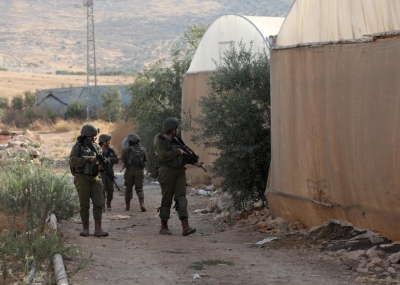 Israeli officer, 2 Palestinians killed at army checkpoint | Israeli officer, 2 Palestinians killed at army checkpoint