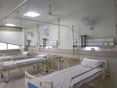 Private hospitals in Telangana handover 50 per cent COVID beds to govt | Private hospitals in Telangana handover 50 per cent COVID beds to govt