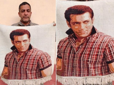 Expecting hand holding of Kashmiri carpet weavers, Bhat wove Salman Khan's image in silk | Expecting hand holding of Kashmiri carpet weavers, Bhat wove Salman Khan's image in silk
