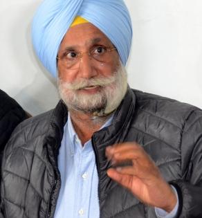 Punjab Congress MP Randhawa serves notice to suspended leader Navjot for defamatory remarks | Punjab Congress MP Randhawa serves notice to suspended leader Navjot for defamatory remarks Punjab Congress MP Randhawa serves notice to suspended leader Navjot for defamatory remarks | Punjab Congress MP Randhawa serves notice to suspended leader Navjot for defamatory remarks