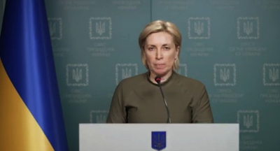 Ukraine, Russia conduct first prisoner swap | Ukraine, Russia conduct first prisoner swap Ukraine, Russia conduct first prisoner swap | Ukraine, Russia conduct first prisoner swap