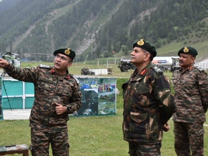 Northern Army Commander reviews Amaranth Yatra preparedness | Northern Army Commander reviews Amaranth Yatra preparedness