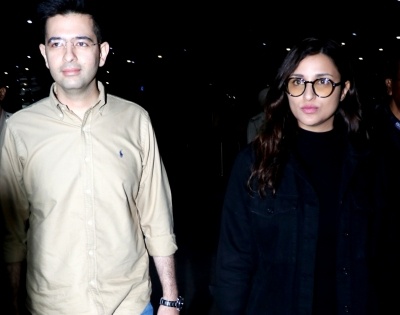 Raghav Chadha, Parineeti spotted together at Mumbai airport | Raghav Chadha, Parineeti spotted together at Mumbai airport