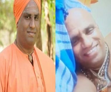 Lingayat seer suicide case: Honey-trapped swami's conversation with woman surfaces | Lingayat seer suicide case: Honey-trapped swami's conversation with woman surfaces