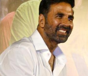 Akshay gets emotional on sister's surprise audio message on reality show | Akshay gets emotional on sister's surprise audio message on reality show