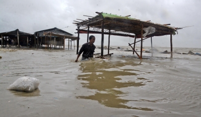 Cyclone Amphan kills 12 in Bangladesh | Cyclone Amphan kills 12 in Bangladesh