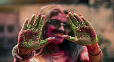 Protect your hair and skin this Holi | Protect your hair and skin this Holi