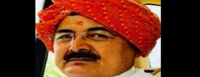 Samajwadi Party spokesman booked for kidnapping | Samajwadi Party spokesman booked for kidnapping