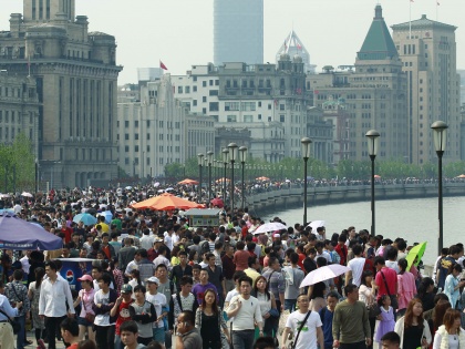 Shanghai records rare high temperatures amid rainy season | Shanghai records rare high temperatures amid rainy season