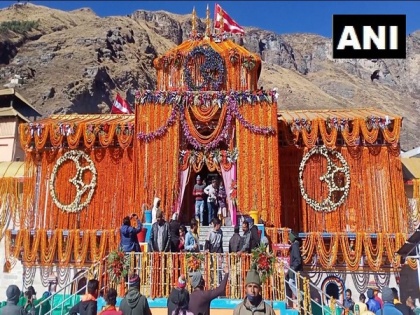 Portals of Badrinath Temple to be closed today | Portals of Badrinath Temple to be closed today