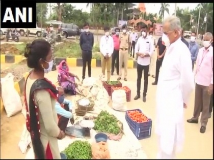C'garh CM inspects supply, availability of essential items | C'garh CM inspects supply, availability of essential items