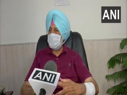 Punjab Health Minister hands appointment letters to 482 medical officers | Punjab Health Minister hands appointment letters to 482 medical officers Punjab Health Minister hands appointment letters to 482 medical officers | Punjab Health Minister hands appointment letters to 482 medical officers