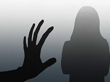 Class 9 student tortured in K'taka for refusing sex, 5 booked | Class 9 student tortured in K'taka for refusing sex, 5 booked Class 9 student tortured in K'taka for refusing sex, 5 booked | Class 9 student tortured in K'taka for refusing sex, 5 booked