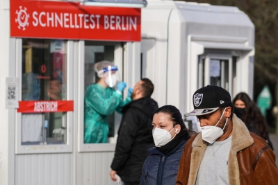 Germany's daily Covid infections hit record of more than 260,000 | Germany's daily Covid infections hit record of more than 260,000 Germany's daily Covid infections hit record of more than 260,000 | Germany's daily Covid infections hit record of more than 260,000