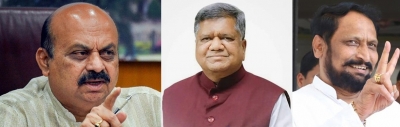 CM Bommai & Laxman Savadi establish leads, Shettar trails | CM Bommai & Laxman Savadi establish leads, Shettar trails