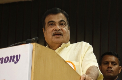 Gadkari emphasises on reduction of logistics cost to 10% with cooperation, coordination, and communication | Gadkari emphasises on reduction of logistics cost to 10% with cooperation, coordination, and communication