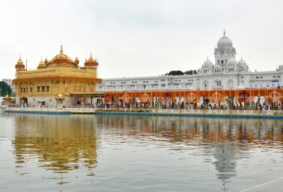 Golden Temple langar gets big donation from Canada India Foundation | Golden Temple langar gets big donation from Canada India Foundation