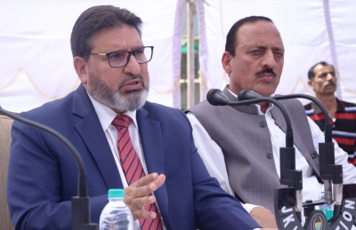 High speed internet will help fight COVID-19 in J&K: Bukhari | High speed internet will help fight COVID-19 in J&K: Bukhari