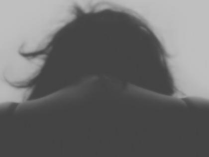 Class 10 student commits suicide in B'luru, parents demand probe | Class 10 student commits suicide in B'luru, parents demand probe Class 10 student commits suicide in B'luru, parents demand probe | Class 10 student commits suicide in B'luru, parents demand probe