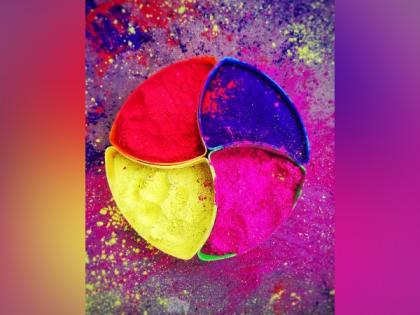 Here's your perfect Holi DIY guide to make homemade natural colours | Here's your perfect Holi DIY guide to make homemade natural colours
