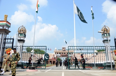 Pakistan bars 190 Hindus from travelling to India | Pakistan bars 190 Hindus from travelling to India