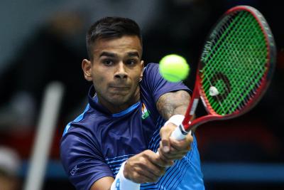 Sumit Nagal crashes out of Australian Open | Sumit Nagal crashes out of Australian Open