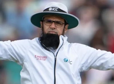 Pakistan's Aleem Dar steps down as umpire from ICC Elite Panel | Pakistan's Aleem Dar steps down as umpire from ICC Elite Panel