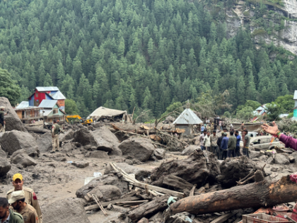 PM Modi speaks to J&K L-G and CM, takes stock of Kishtwar tragedy, assures all help | PM Modi speaks to J&K L-G and CM, takes stock of Kishtwar tragedy, assures all help