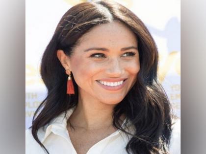Meghan Markle's father sends flowers on her 40th birthday | Meghan Markle's father sends flowers on her 40th birthday