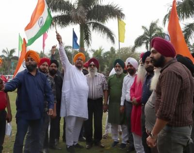 Delhi: Scores protest outside British High Commission against pro-Khalistan separatists | Delhi: Scores protest outside British High Commission against pro-Khalistan separatists