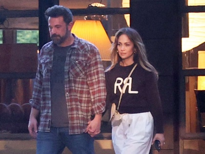 Ben Affleck, JLo seen holding hands as they leave furniture store | Ben Affleck, JLo seen holding hands as they leave furniture store