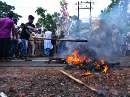 Elected Trinamool Congress gram panchayat member murdered | Elected Trinamool Congress gram panchayat member murdered Elected Trinamool Congress gram panchayat member murdered | Elected Trinamool Congress gram panchayat member murdered