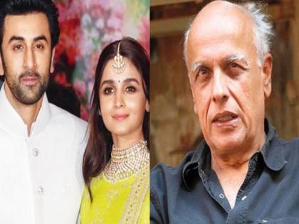 Mahesh Bhatt gets Ranbir Kapoor's name written on his hand with mehendi | Mahesh Bhatt gets Ranbir Kapoor's name written on his hand with mehendi Mahesh Bhatt gets Ranbir Kapoor's name written on his hand with mehendi | Mahesh Bhatt gets Ranbir Kapoor's name written on his hand with mehendi