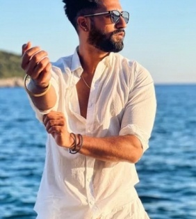 Here's how Vicky Kaushal conquered his fear of swimming in the ocean | Here's how Vicky Kaushal conquered his fear of swimming in the ocean