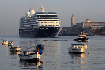 Cuba welcomes 1st cruise ship of high tourist season | Cuba welcomes 1st cruise ship of high tourist season