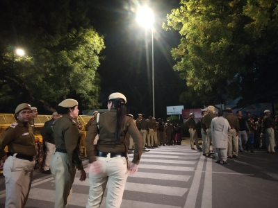 Jamia students 'detained' after protest fizzles out | Jamia students 'detained' after protest fizzles out Jamia students 'detained' after protest fizzles out | Jamia students 'detained' after protest fizzles out