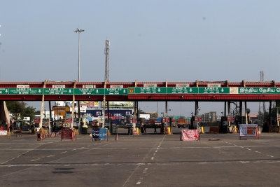 Road Ministry directs NHAI to suspend toll collections | Road Ministry directs NHAI to suspend toll collections