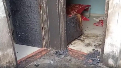 House set on fire in revenge, three of family suffer burn injuries in Gujarat | House set on fire in revenge, three of family suffer burn injuries in Gujarat